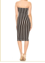 Load image into Gallery viewer, Black/ White Stripped Fully Lined Tube Dress
